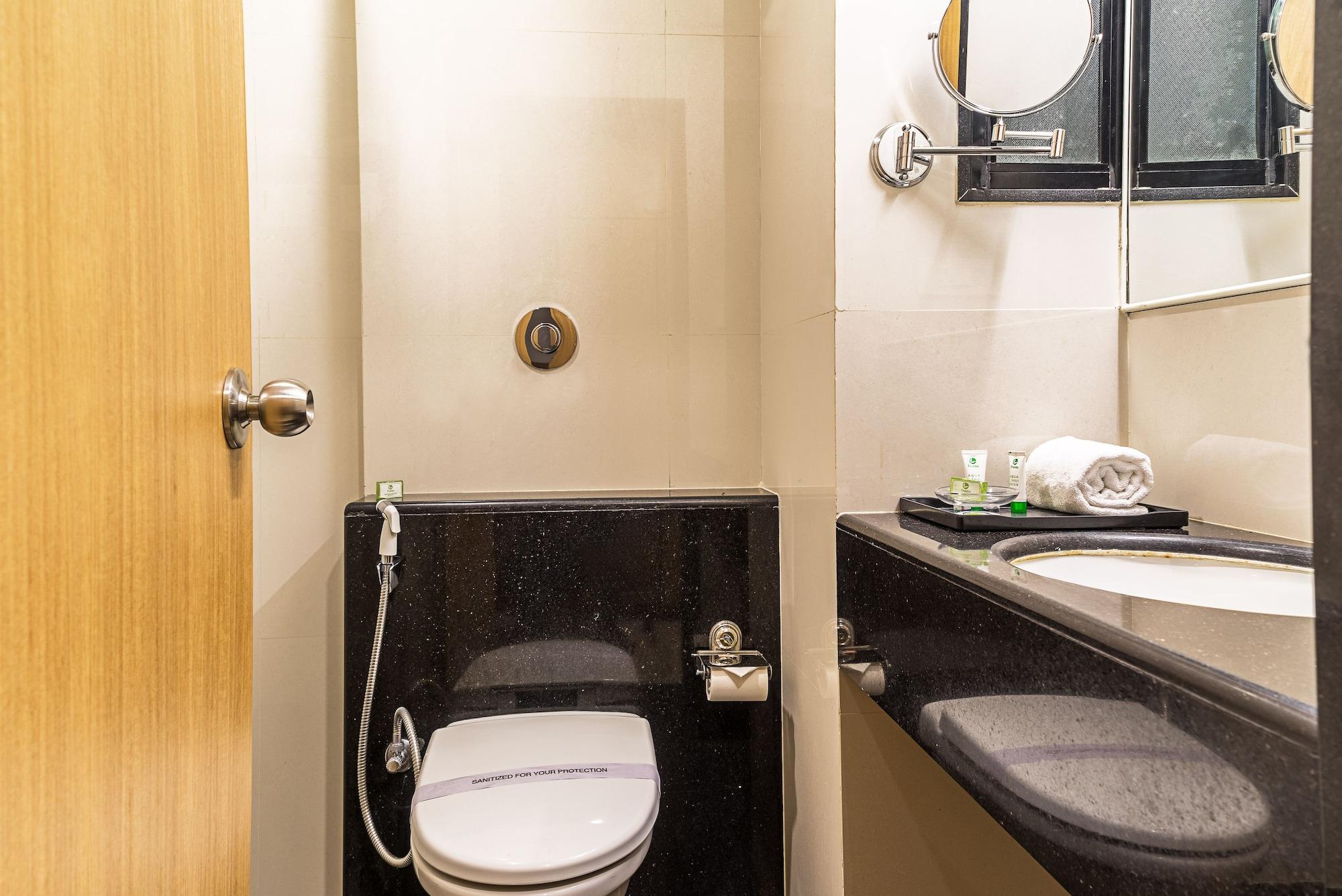 Treebo Premium Grand Emerald Pimpri-Chinchwad エクステリア 写真