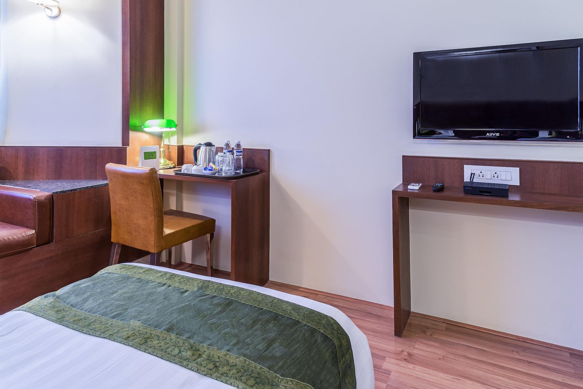 Treebo Premium Grand Emerald Pimpri-Chinchwad エクステリア 写真