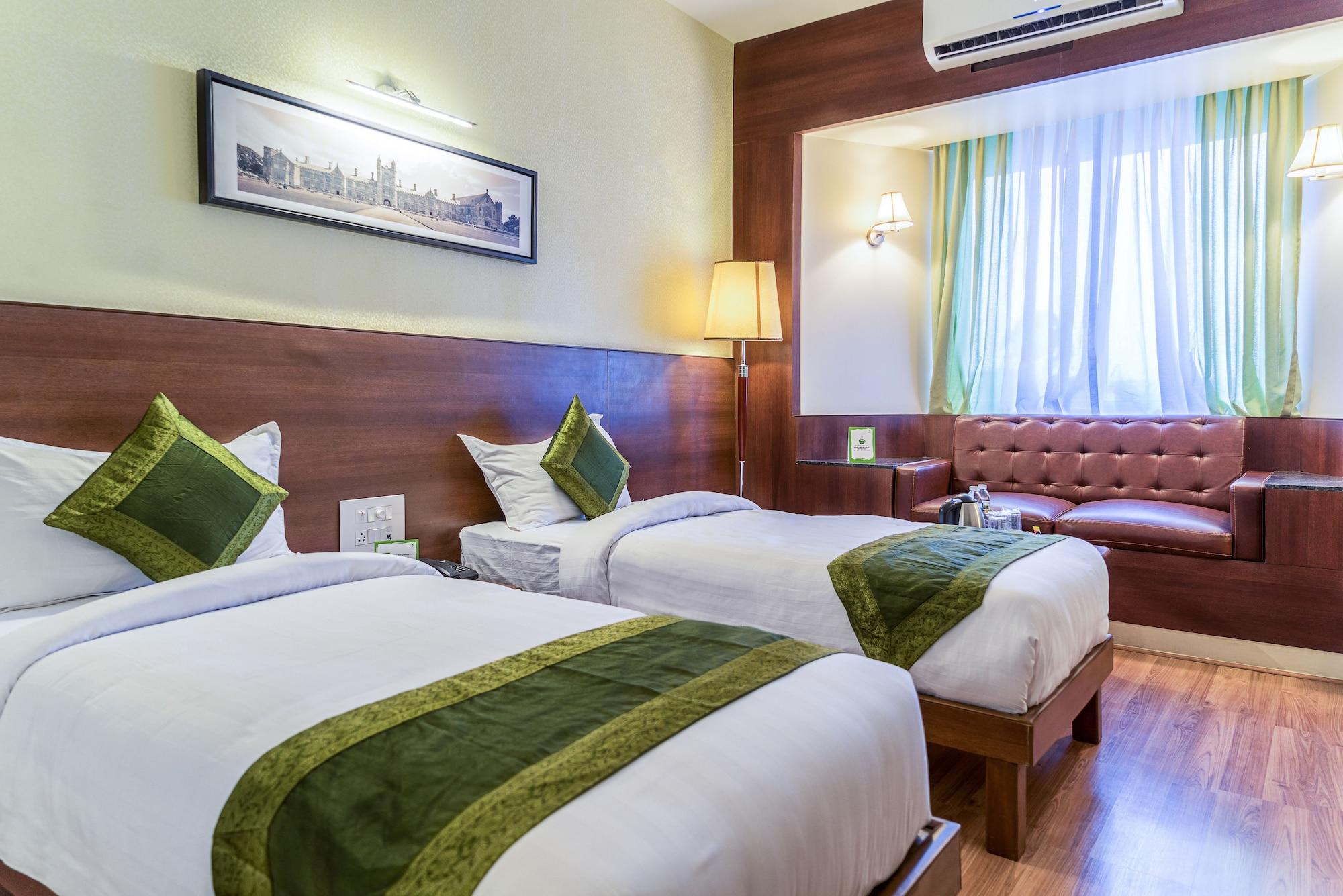 Treebo Premium Grand Emerald Pimpri-Chinchwad エクステリア 写真