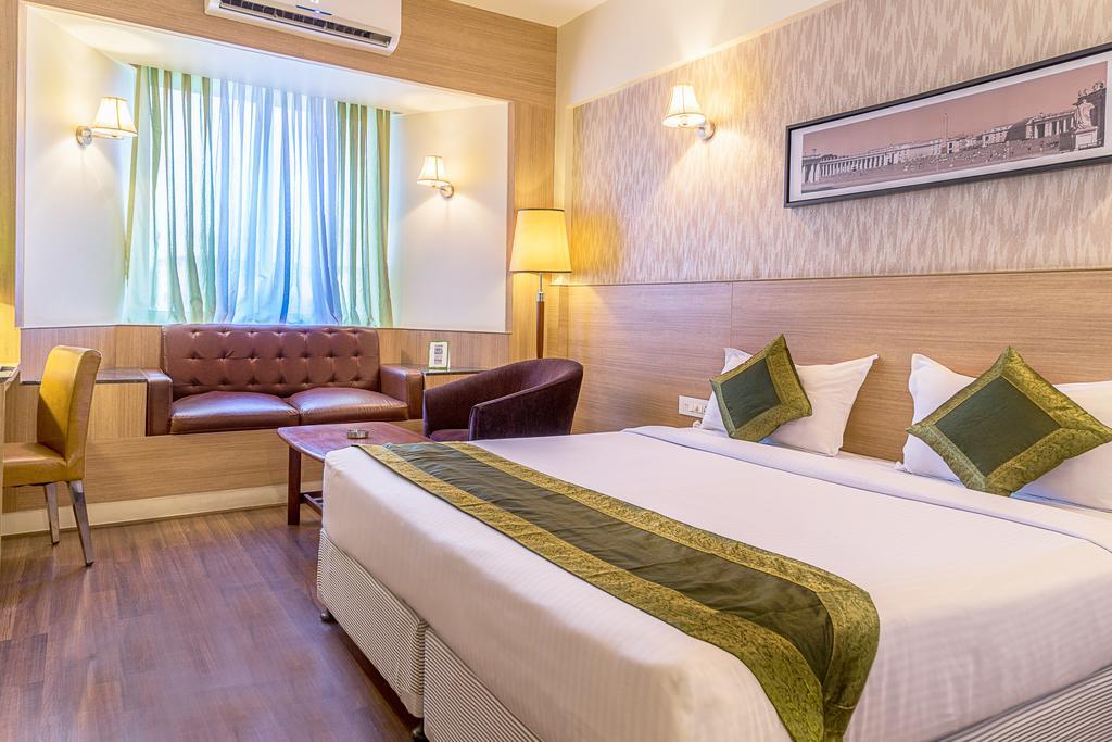 Treebo Premium Grand Emerald Pimpri-Chinchwad エクステリア 写真